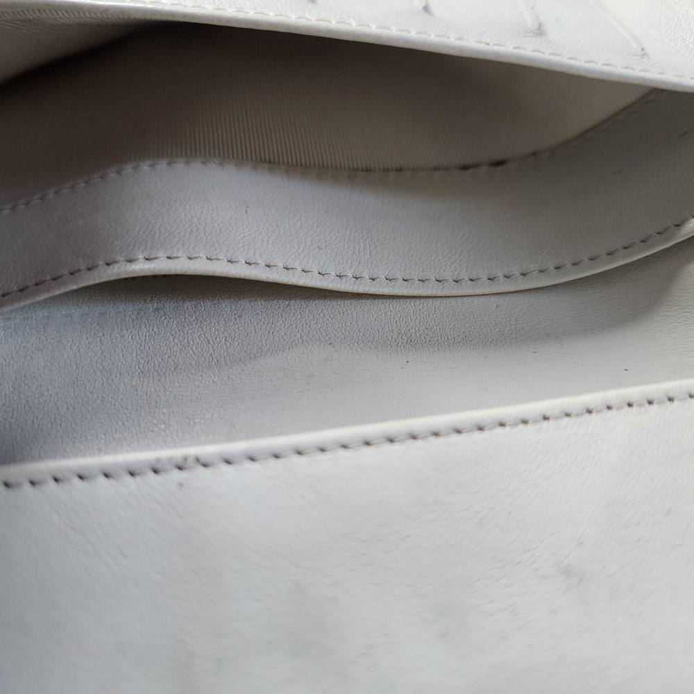 Chanel Coco Mark Bicolor Lambskin Long Wallet On Unbranded Chain - Picture 10 of 15